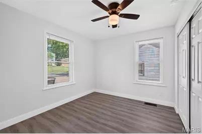 128 Laredo Avenue, Mehlville, MO 63125 - Photo 13