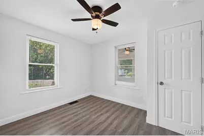128 Laredo Avenue, Mehlville, MO 63125 - Photo 21