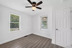 128 Laredo Ave, Mehlville, MO 63125 - Photo 21