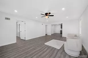 128 Laredo Ave, Mehlville, MO 63125 - Photo 7