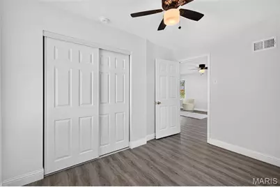 128 Laredo Avenue, Mehlville, MO 63125 - Photo 15