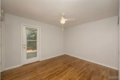 12030 Bennington Place, Maryland Heights, MO 63043 - Photo 23