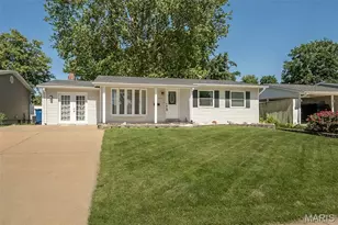 12030 Bennington Pl, Maryland Heights, MO 63043 - Photo 1
