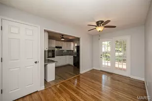 12030 Bennington Pl, Maryland Heights, MO 63043 - Photo 11