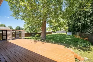 12030 Bennington Pl, Maryland Heights, MO 63043 - Photo 45