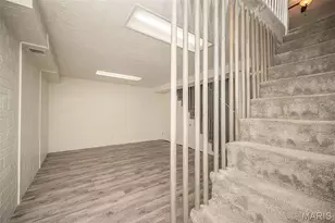 12030 Bennington Pl, Maryland Heights, MO 63043 - Photo 33