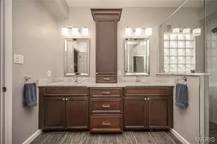 18 Kings Crossing Ct, Saint Louis, MO 63129 - Photo 17