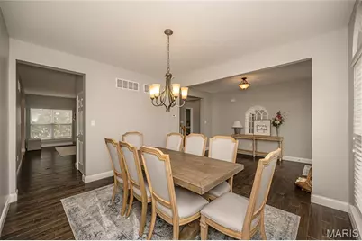 18 Kings Crossing Court, Saint Louis, MO 63129 - Photo 3