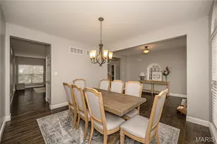 18 Kings Crossing Ct, Saint Louis, MO 63129 - Photo 3