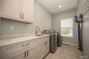18 Kings Crossing Ct, Saint Louis, MO 63129 - Photo 15
