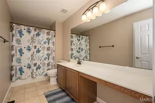 18 Kings Crossing Ct, Saint Louis, MO 63129 - Photo 27