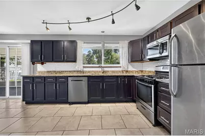 12009 Quality Lane, Maryland Heights, MO 63043 - Photo 15