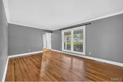 12009 Quality Lane, Maryland Heights, MO 63043 - Photo 9
