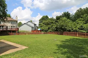 949 Oakmoor Dr, Fenton, MO 63026 - Photo 29