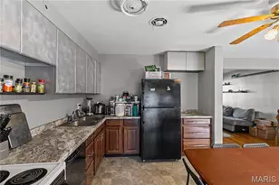 8644 Harold Dr, Berkeley, MO 63134 - Photo 11