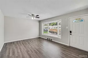 250 Monterey Dr, Florissant, MO 63031 - Photo 5