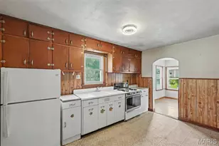 511 Averill Ave, Ferguson, MO 63135 - Photo 11