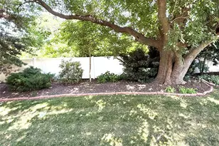 13 Eagle Cove Ln, Saint Charles, MO 63303 - Photo 13
