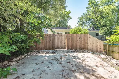 2031 Schaeffer Place, Saint Louis, MO 63139 - Photo 29