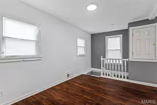 10532 Decker Ave, Saint Louis, MO 63114 - Photo 7