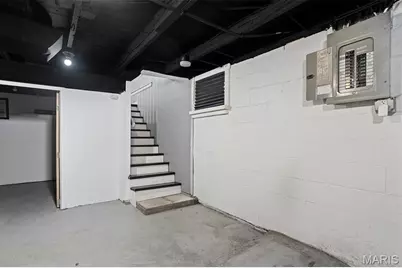 10532 Decker Avenue, Saint Louis, MO 63114 - Photo 21