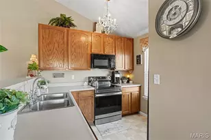 2300 Spring Creek Ln, O'Fallon, MO 63368 - Photo 9
