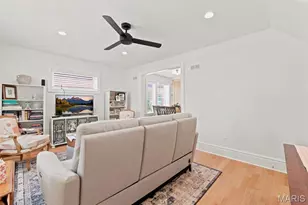 7520 Ethel Ave, Saint Louis, MO 63117 - Photo 3