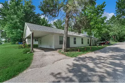 1620 Gallaher Avenue, Saint Charles, MO 63301 - Photo 1