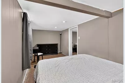 8933 Saint Louis Avenue, Saint Louis, MO 63114 - Photo 29