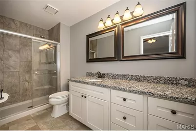 11932 Autumn Lakes Drive, Maryland Heights, MO 63043 - Photo 29