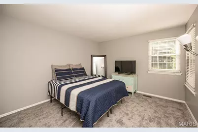 11932 Autumn Lakes Drive, Maryland Heights, MO 63043 - Photo 31