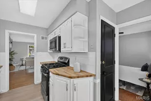 5612 Oleatha Ave, Saint Louis, MO 63139 - Photo 9