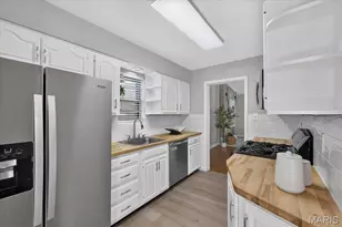 5612 Oleatha Ave, Saint Louis, MO 63139 - Photo 7