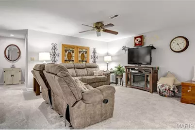 1200 Hudson Hills Drive, Ferguson, MO 63135 - Photo 33