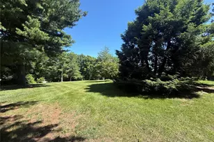 37 Holiday Dr, Hannibal, MO 63401 - Photo 35