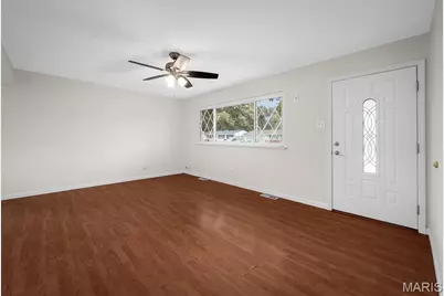 950 Kostka Lane, Florissant, MO 63031 - Photo 5