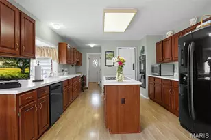 5812 Cataumet Ct, Saint Louis, MO 63128 - Photo 9