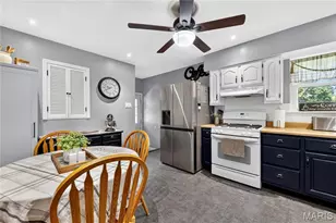 2111 Pincian Dr, Fenton, MO 63026 - Photo 7