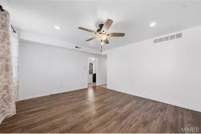 210 Horn Avenue, Saint Louis, MO 63125 - Photo 9