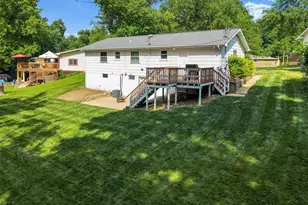 422 Sunset Ln, O'Fallon, MO 63366 - Photo 3