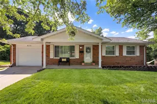 422 Sunset Ln, O'Fallon, MO 63366 - Photo 1