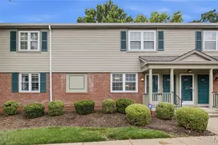 1443 Bobolink Pl, Brentwood, MO 63144 - Photo 1