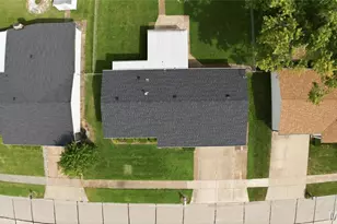 12011 Bobbett Dr, Maryland Heights, MO 63043 - Photo 25