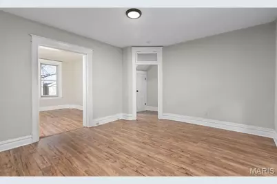 3820 Iowa Avenue, Saint Louis, MO 63118 - Photo 9
