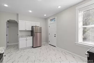 3820 Iowa Avenue, Saint Louis, MO 63118 - Photo 15