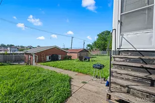 4200 Lawn Ave, Saint Louis, MO 63109 - Photo 7