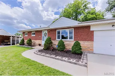9965 Markhall Lane, Affton, MO 63123 - Photo 3