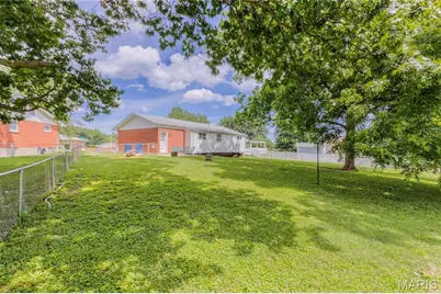 9965 Markhall Lane, Affton, MO 63123 - Photo 27