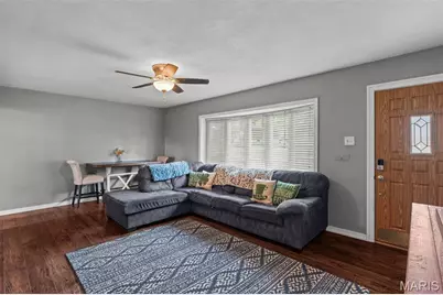 10954 Vargas Drive, Saint Louis, MO 63123 - Photo 7