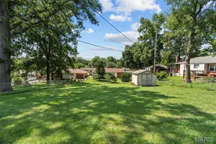 10954 Vargas Dr, Saint Louis, MO 63123 - Photo 39